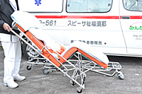 フラットな状態からチェアーポジション（椅子型）にもなります